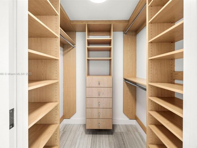 Продажа квартиры #1508 - фото 6336380