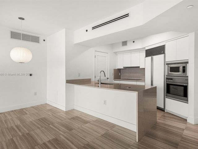 Продажа квартиры #1508 - фото 6336385