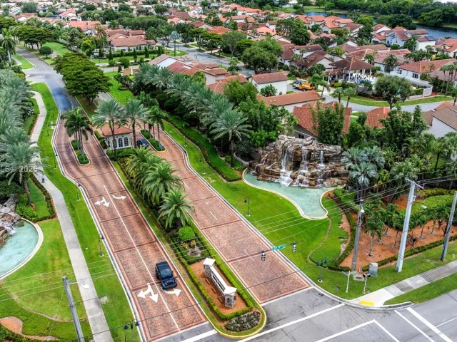 Продажа дома по адресу 6603 Via Regina 50 - фото 6334375