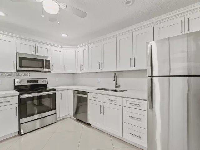 Продажа дома по адресу 6603 Via Regina 50 - фото 6334361