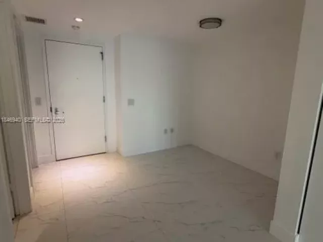 Продажа квартиры #4406 - фото 6335135