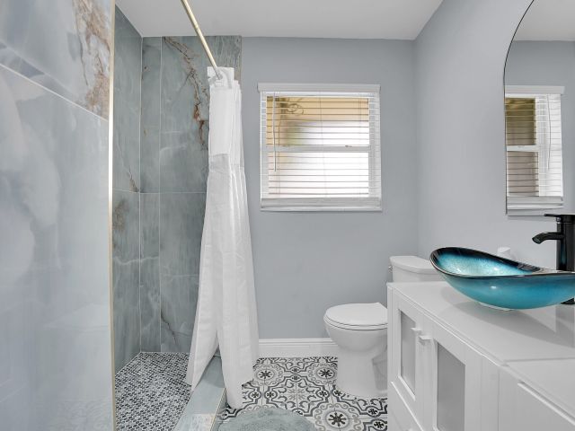 Продажа дома по адресу 4873 Pine Knott Lane - фото 6374283