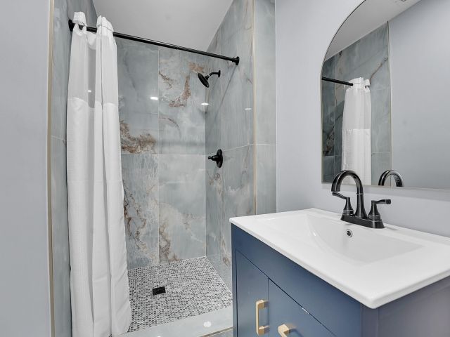 Продажа дома по адресу 4873 Pine Knott Lane - фото 6374288