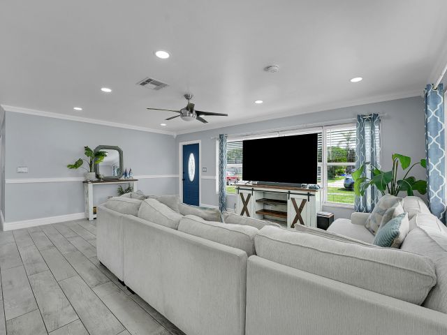 Продажа дома по адресу 4873 Pine Knott Lane - фото 6374293