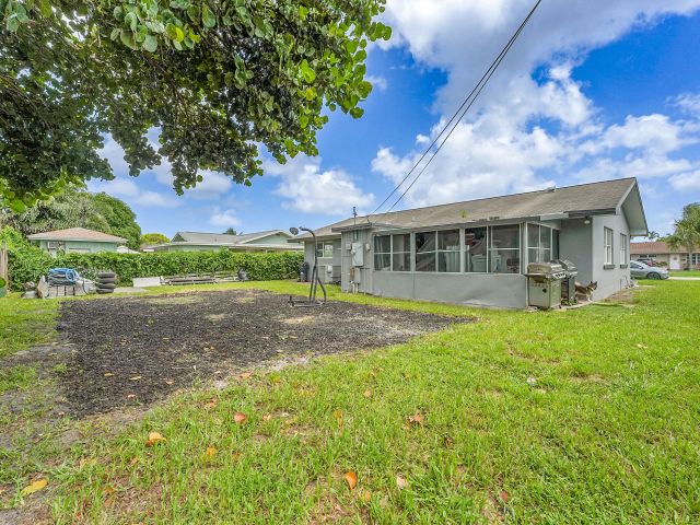 Продажа дома по адресу 4873 Pine Knott Lane - фото 6374299