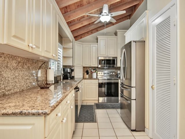 Продажа дома по адресу 6711 NW 26th Avenue - фото 6346507