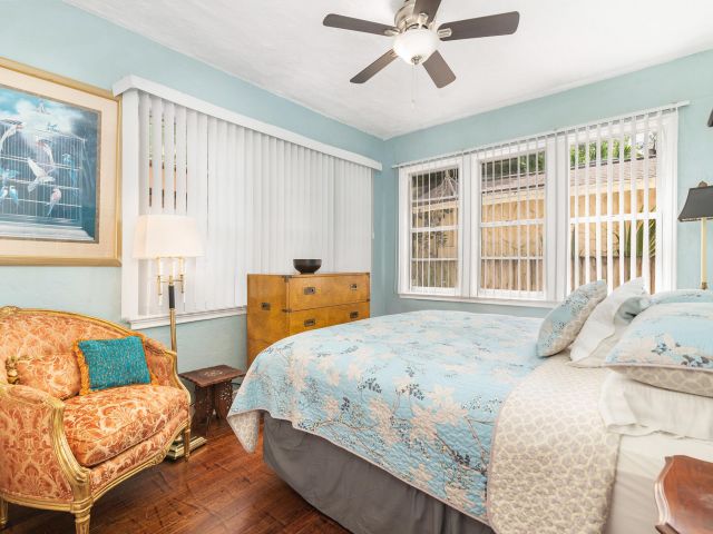 Продажа дома по адресу 239 Lytton Court - фото 6345157