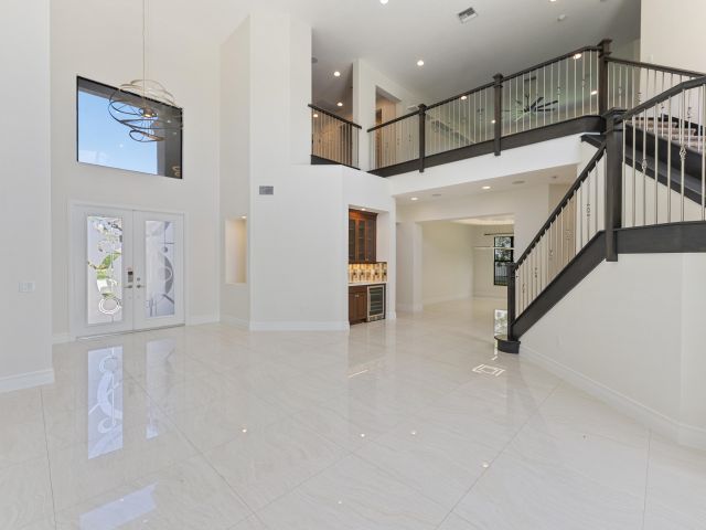 Продажа дома по адресу 16865 Pierre Circle - фото 6363175