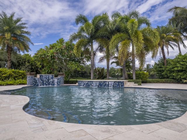 Продажа дома по адресу 16865 Pierre Circle - фото 6363177