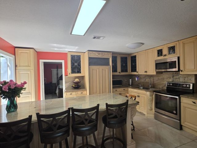 Продажа дома по адресу 727 Glenridge Drive - фото 6336793