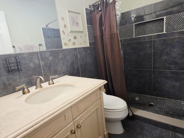 Продажа дома по адресу 727 Glenridge Drive - фото 6336796