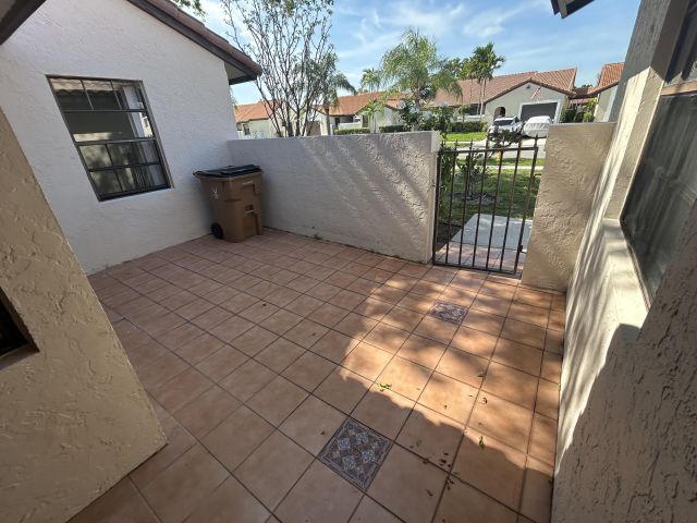 Продажа дома по адресу 45 Columbia Court - фото 6884302