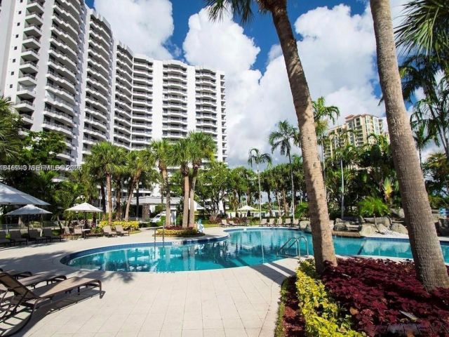 Квартира в аренду номер707 - фото 7438448