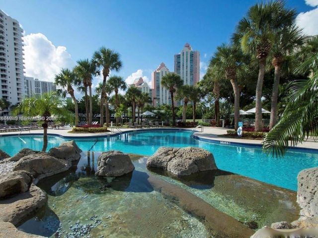 Квартира в аренду номер707 - фото 7438450