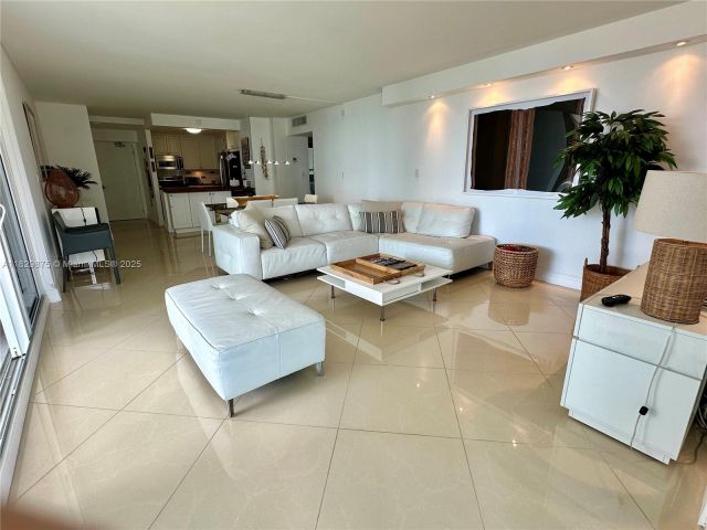 Продажа квартиры #1405 - фото 6338066