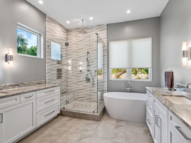 Продажа дома по адресу 807 Dover Street - фото 6400195