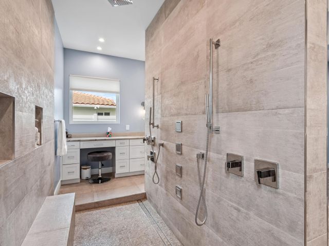 Продажа дома по адресу 807 Dover Street - фото 6400198