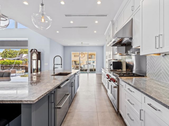 Продажа дома по адресу 807 Dover Street - фото 6400204