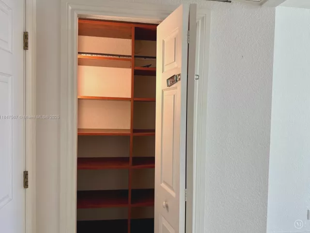 Продажа квартиры #802 - фото 6338212