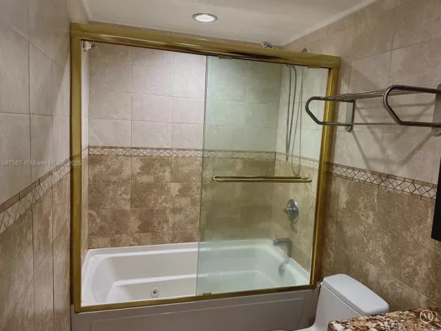 Продажа квартиры #802 - фото 6338210