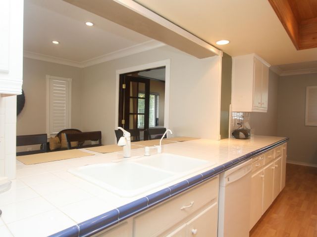 Дом в аренду по адресу 503 SE 7th Avenue - фото 6357928