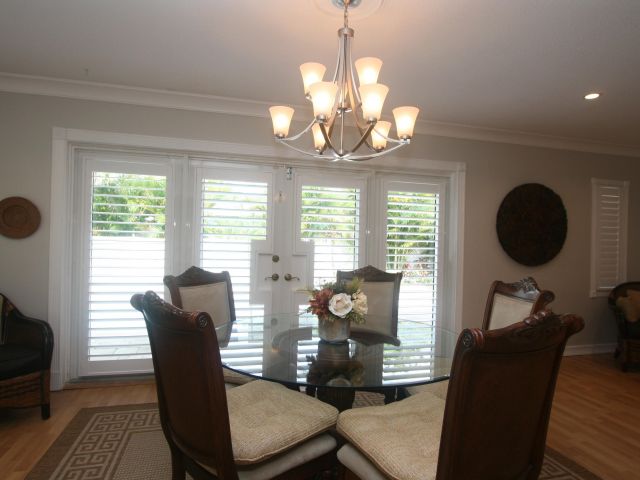 Дом в аренду по адресу 503 SE 7th Avenue - фото 6357931