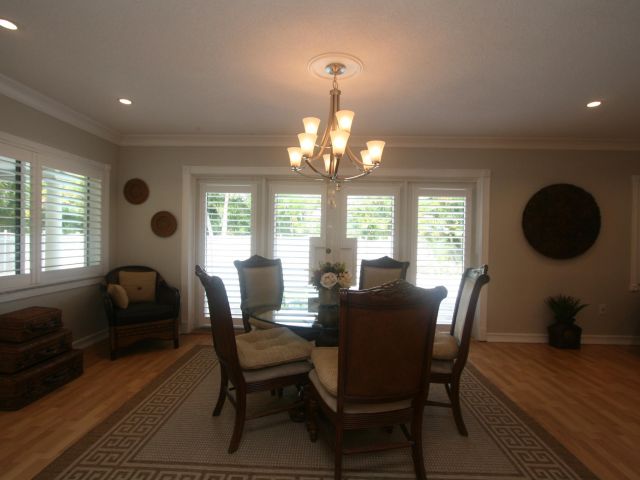 Дом в аренду по адресу 503 SE 7th Avenue - фото 6357932