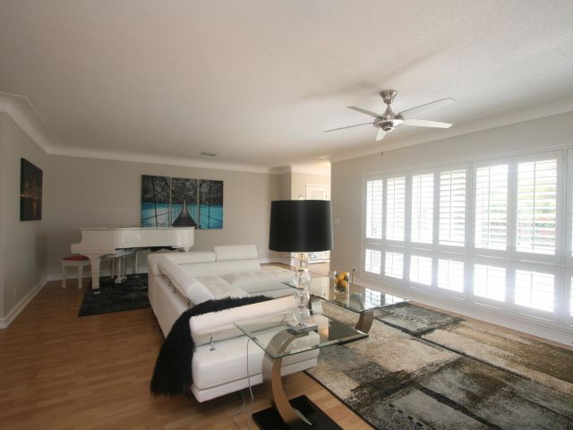 Дом в аренду по адресу 503 SE 7th Avenue - фото 6357935