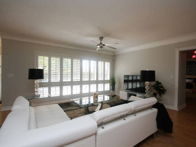 Дом в аренду по адресу 503 SE 7th Avenue - фото 6357936