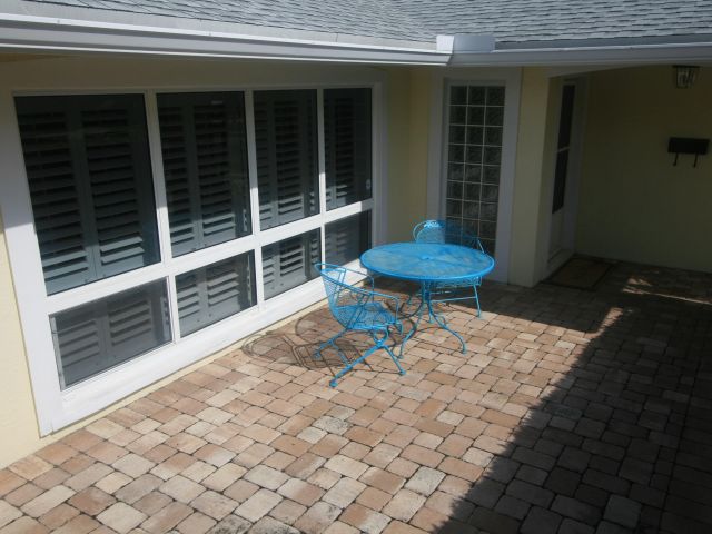 Дом в аренду по адресу 503 SE 7th Avenue - фото 6357940