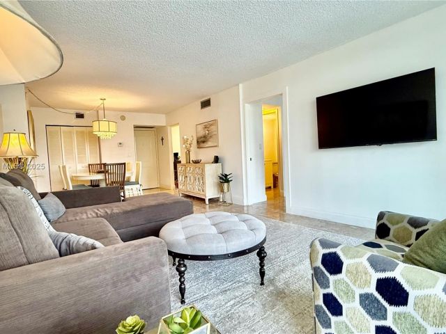 Продажа квартиры #429 - фото 6340346