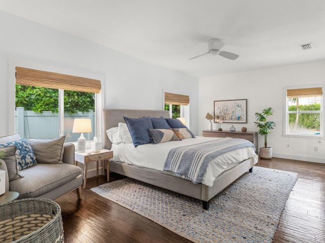 Дом в аренду по адресу 414 NE 7th Avenue - фото 6704090