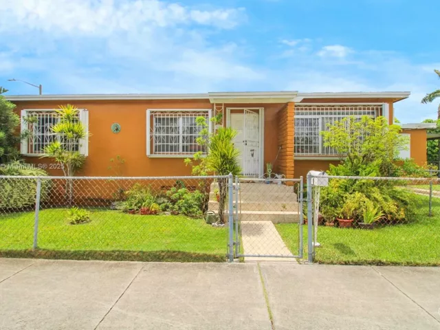 Продажа дома по адресу 3600 NW 19th Ter - фото 6341661