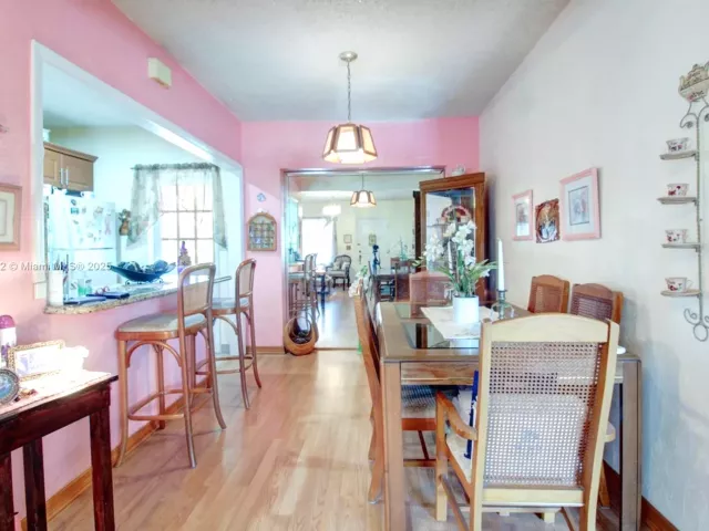 Продажа дома по адресу 3600 NW 19th Ter - фото 6341646