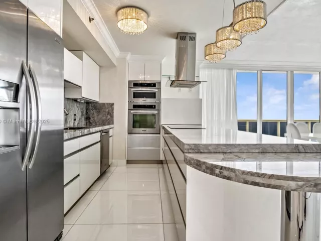 Квартира в аренду номерPH-5102 - фото 6639196