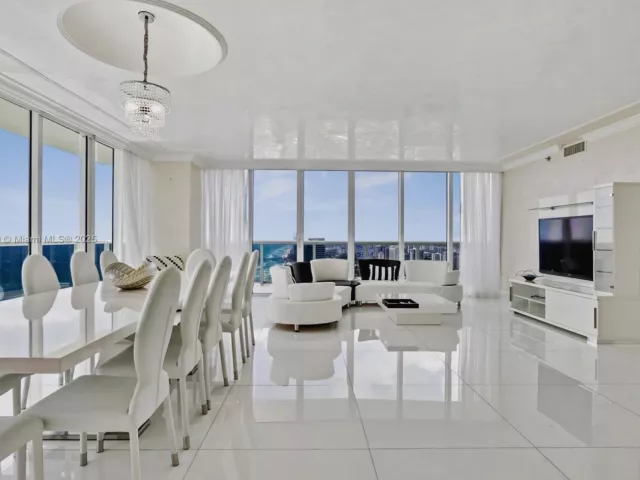 Квартира в аренду номерPH-5102 - фото 6639203