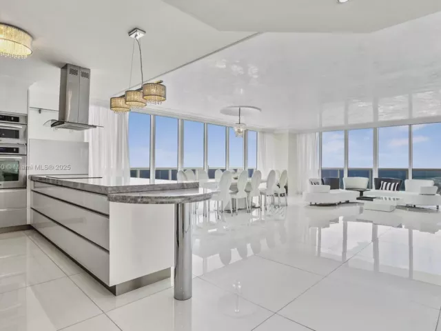 Квартира в аренду номерPH-5102 - фото 6639206