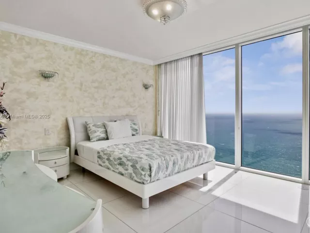 Квартира в аренду номерPH-5102 - фото 6639190