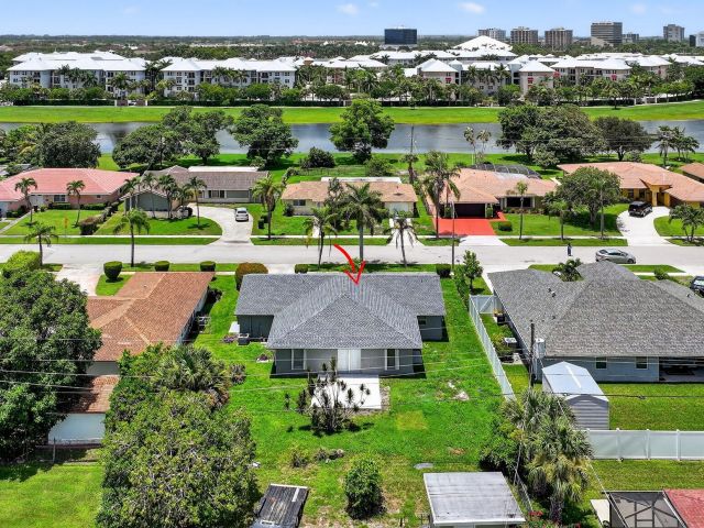 Продажа дома по адресу 600 S Mangonia Circle - фото 6343776