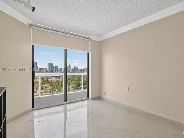 Продажа квартиры #1406/1405 - фото 9056724