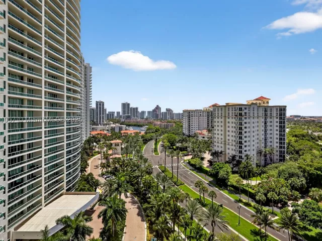 Продажа квартиры #1406/1405 - фото 9056739