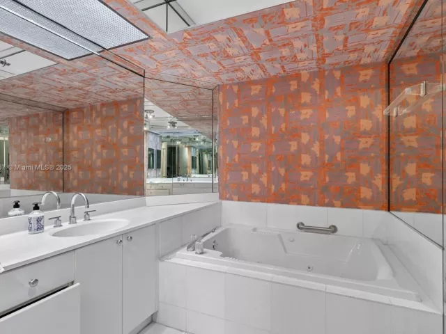 Продажа квартиры #1406/1405 - фото 6346990