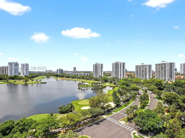Продажа квартиры #1406/1405 - фото 9056742