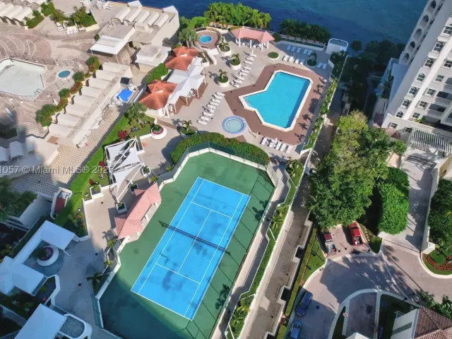 Продажа квартиры #1406/1405 - фото 9056746