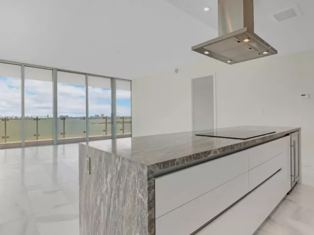 Продажа квартиры #1101 - фото 6343763