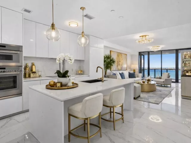 Продажа квартиры #3502 - фото 6351172