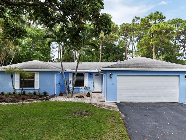 Дом в аренду по адресу 4160 NW 7th Court - фото 6392329