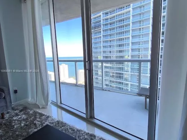 Квартира в аренду номер4409 - фото 6353628