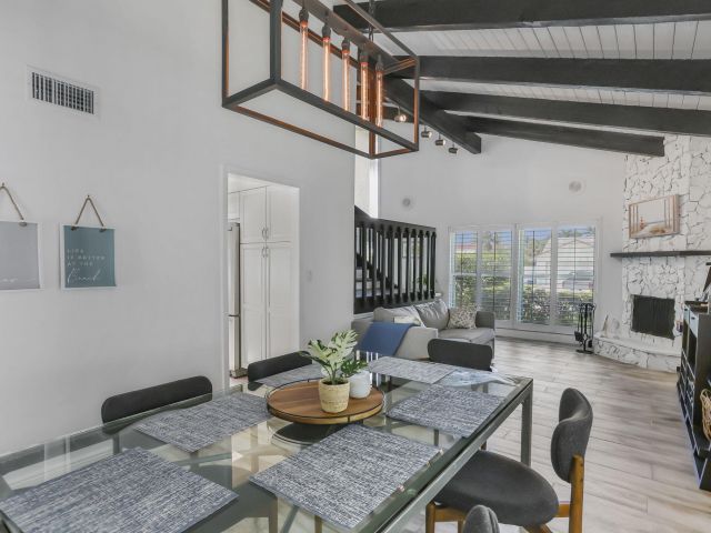 Продажа дома по адресу 1260 NW 15th Street - фото 6391211