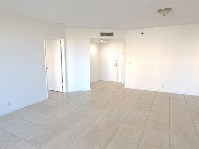 Продажа квартиры #1207 - фото 7435811